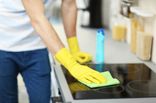 Reliable cleaning support for apartments and homes in Canary Wharf